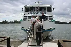 Arrivée du bateau.