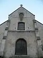 Façade de la nef, vue rapprochée.