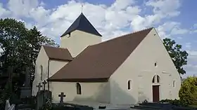 L'église et son cimetière.