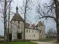 L'entrée du château d'Époisses.