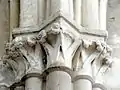 Chapiteaux du doubleau intermédiaire.