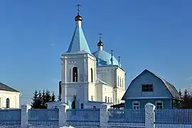 Église de l'Intercession de la Bienheureuse Vierge Marie de  Voskressenka.
