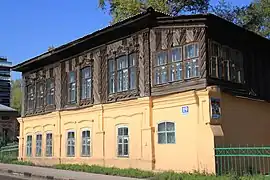 Maison Fonariov.