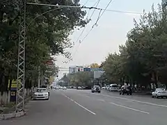 La rue Aouézov (ru).
