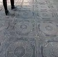 Sol en fonte de l'église.