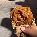 Grande chebakia à Marrakech.