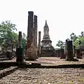 Wihan principal et cheddi (stupa) principal de Wat Chedi Chet Taeo