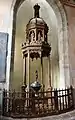 Église Saint-Mélaine de Morlaix : baptistère à baldaquin datant de 1660
