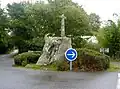La croix de carrefour à Kérambail (croix monolithe placée sur un rocher) datant du Moyen Âge.