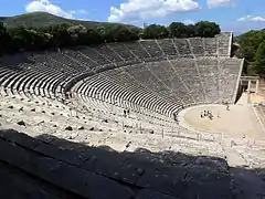 Le théâtre d'Épidaure, IVe siècle av. J.-C. ou début du IIIe siècle av. J.-C.