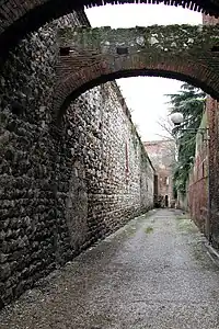 Le mur médiéval.