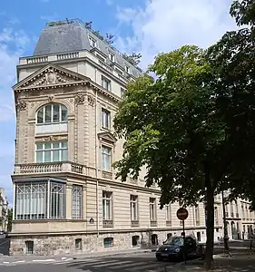 12, place des États-Unis.