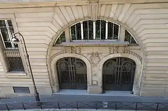 No&nbsp;13, vu de l'escalier.