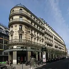Rue du Pont-Neuf.