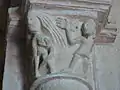 Un des chapiteaux de l'église Saint-Pierre de Sémelay.