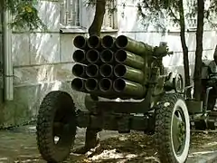 BM-14 soviétique de 1951, version chariot.