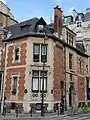 No&nbsp;30 (ou 19, rue Legendre).