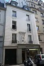 Immeuble au no&nbsp;19.