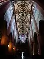 La nef, vers le narthex