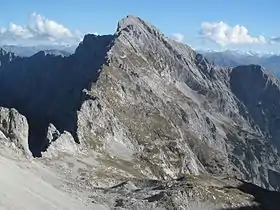 Vue depuis l'ouest.