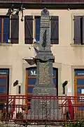 Le monument aux morts.