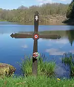Croix voisine.