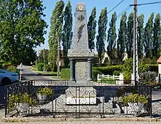 Monument aux morts.