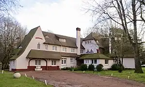 Le centre Léonce Deprez.
