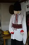 Costume masculin.