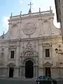 La façade.