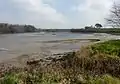 L'Aber Benoît vu de sa rive près du pont de Tréglonou (vue vers l'amont).