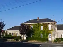 La mairie.