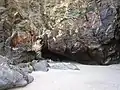 Les falaises entre la plage du Ris et celle de Trezmalaouen (vues de la plage découvrant seulement à marée basse) 2.
