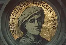 Médaillon de la façade de l'Hôtel de ville représentant Léonard Limosin.