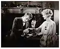 Avec Henry B. Walthall (et Hardee Kirkland en arrière-plan), dans A Splendid Hazard&nbsp;(en) (1920)