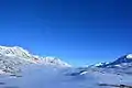 Vue du Bara-lacha La en juin.