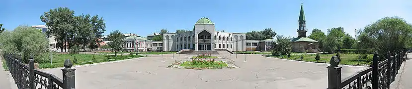 Le musée Abaï de la littérature (ru).