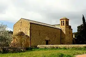 Vue extérieure de l'abbatiale.
