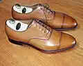 Quart-de-brogue richelieu.