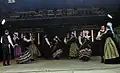 Démonstration de danse par les danseurs du cercle