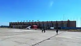 L'aéroport de Semeï.