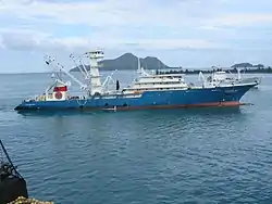 Le thonier Albatun Dos