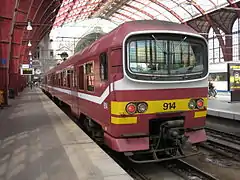 Automotrice AM86 en livrée d'origine.