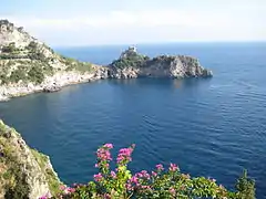 L'aire du cap Conca et la Grotta dello Smeraldo (en).