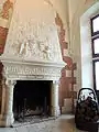 Cheminée de la salle du Conseil de l'aile Charles VIII du château d'Amboise (fin XVe siècle).