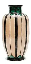 Vase polychrome (vers 1930), localisation inconnue.