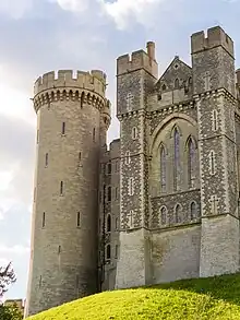 Photographie d'une partie d'une forteresse.