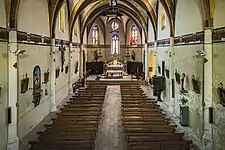Vue intérieure de l'église Saint-Barthélemy