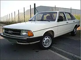 Audi 100 II