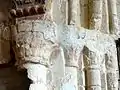 2e&nbsp;travée, chapiteaux dans l'angle nord-est.